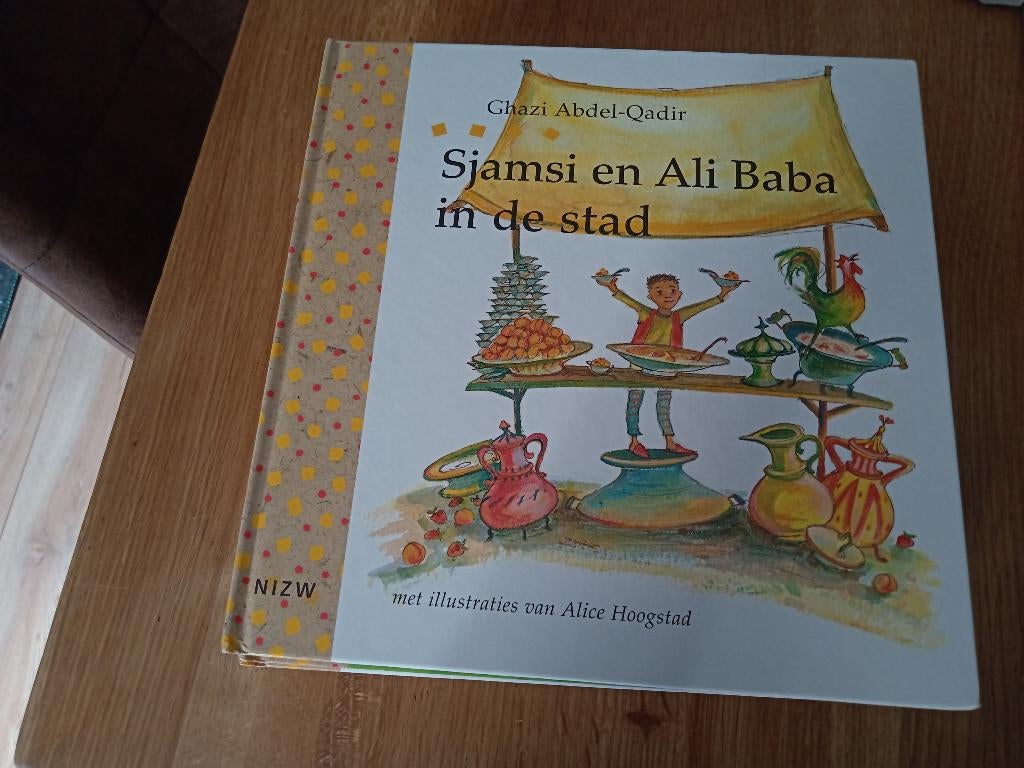GHAZI ABDEL-QADIR Sjamsi en Ali Baba in de stad, Boeken, Ophalen of Verzenden, Gelezen, Fictie algemeen