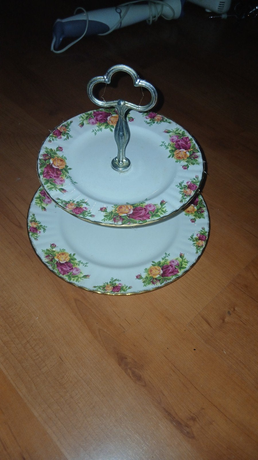 Royal Albert Old Country Roses etagere 2-laags, Antiek en Kunst, Ophalen of Verzenden