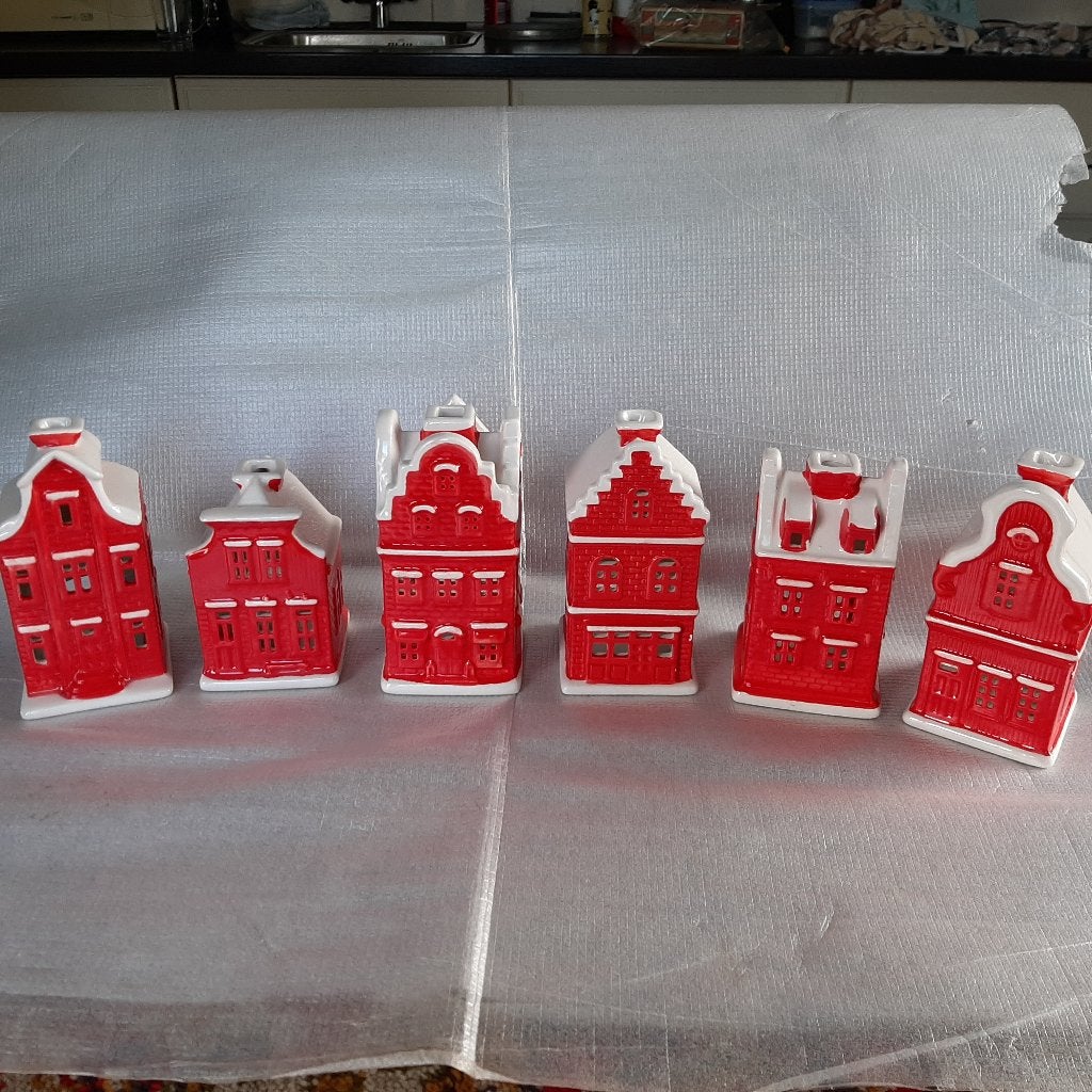 6 Hollandse huisjes Postcode loterij diverse nummers, Ophalen, Gebruikt