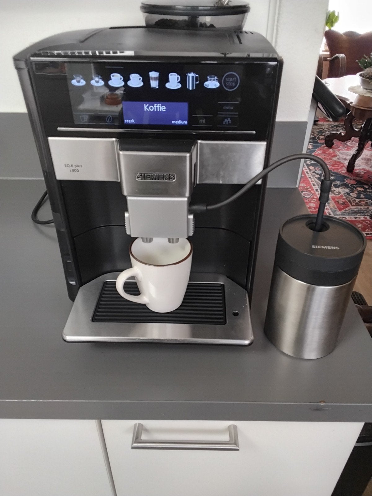 Siemens EQ.6 Plus s800 – In absolute nieuwstaat!, Ophalen of Verzenden, Zo goed als nieuw, Espresso apparaat