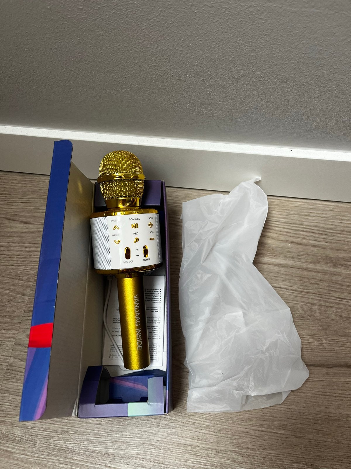 Karaoke Microfoon Goud - Draadloos met Speaker, Ophalen of Verzenden, Zo goed als nieuw, Microfoon(s)
