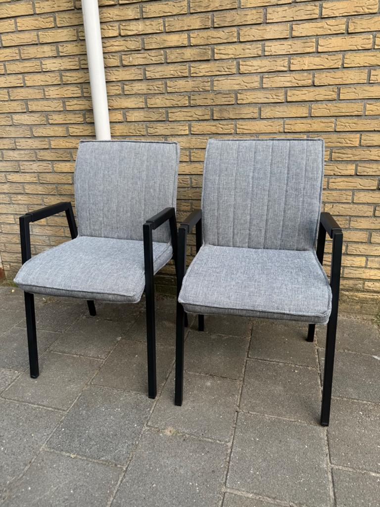 Moderne eetkamerstoelen de Bommel/ niet gebruikt (4 stuks), Gebruikt, Ophalen of Verzenden, Vier, Stof