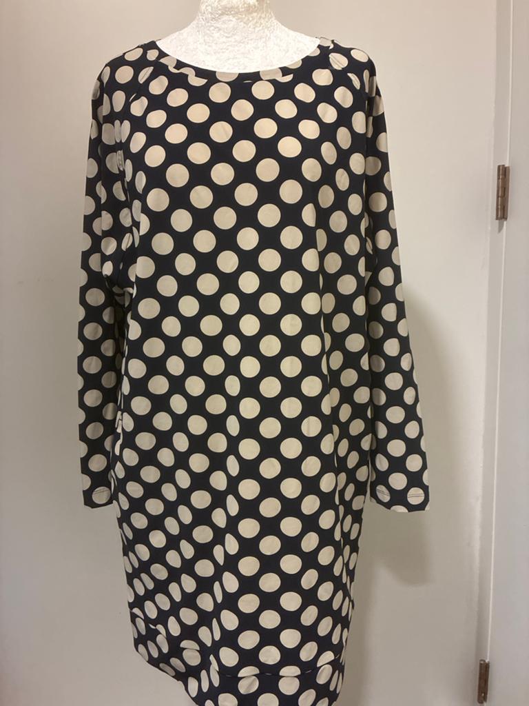 LaDress M Theresa jurk travelstof zwart beige stip zgan, Maat 38/40 (M), Zwart, Ophalen of Verzenden, Zo goed als nieuw