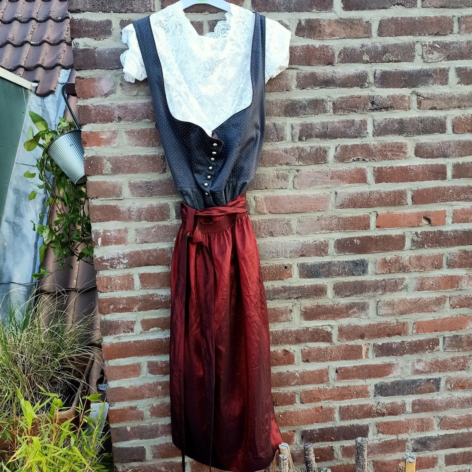 dirndl Turi landhaus, Overige typen, Maat 46/48 (XL) of groter, Turi landhaus, Ophalen of Verzenden
