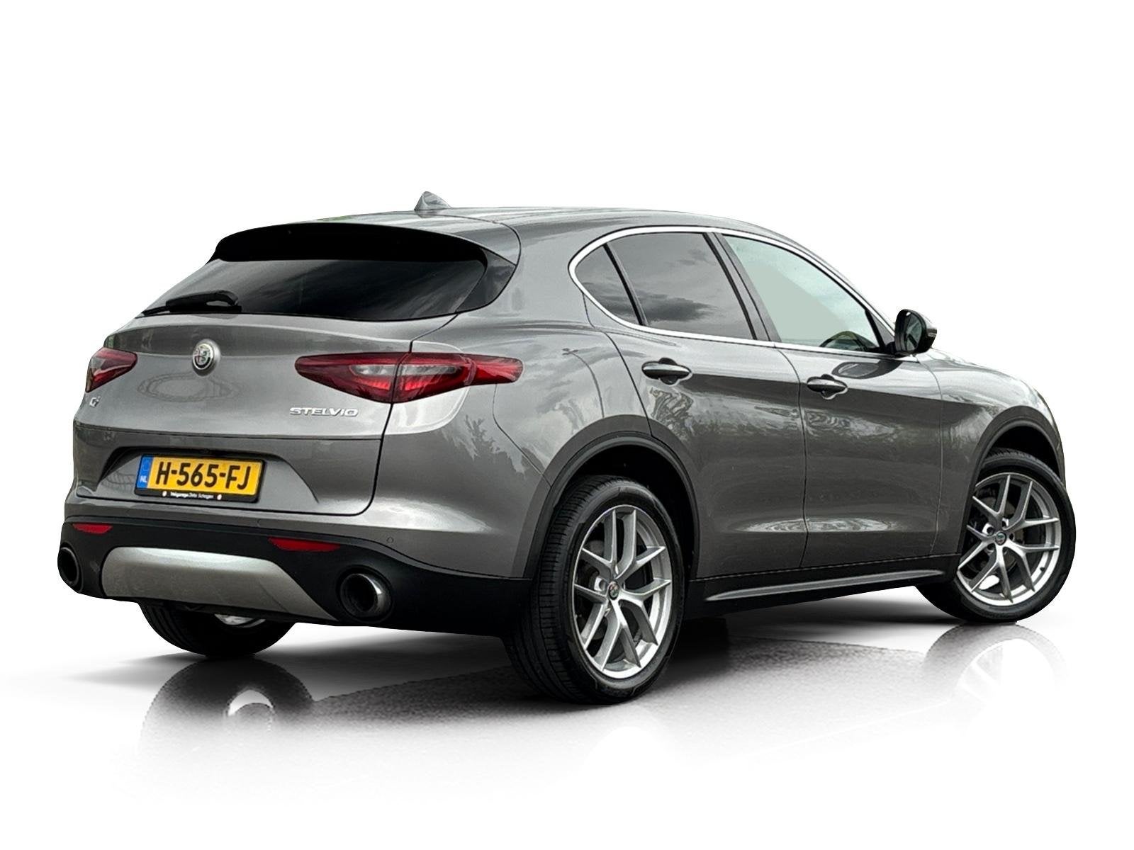Alfa Romeo Stelvio 2.0 T AWD First Edition ✅ Xenon ✅ Led, Auto's, Alfa Romeo, Automaat, Euro 6, 4 cilinders, Bedrijf