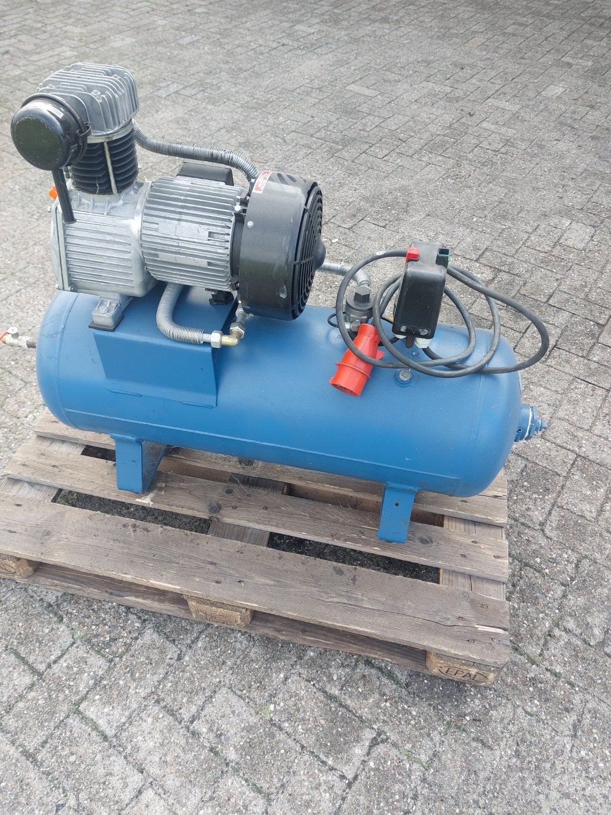 compressor merk mahle, 100 liter of meer, Ophalen