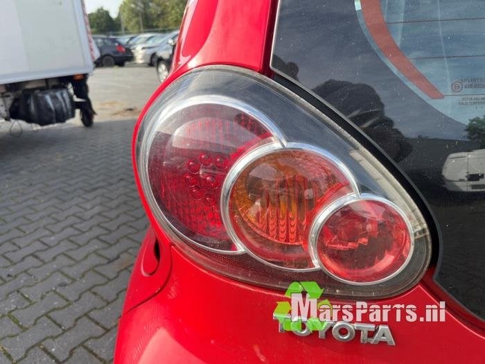 Achterlicht links van een Toyota Aygo, Gebruikt, -, -, Ophalen of Verzenden
