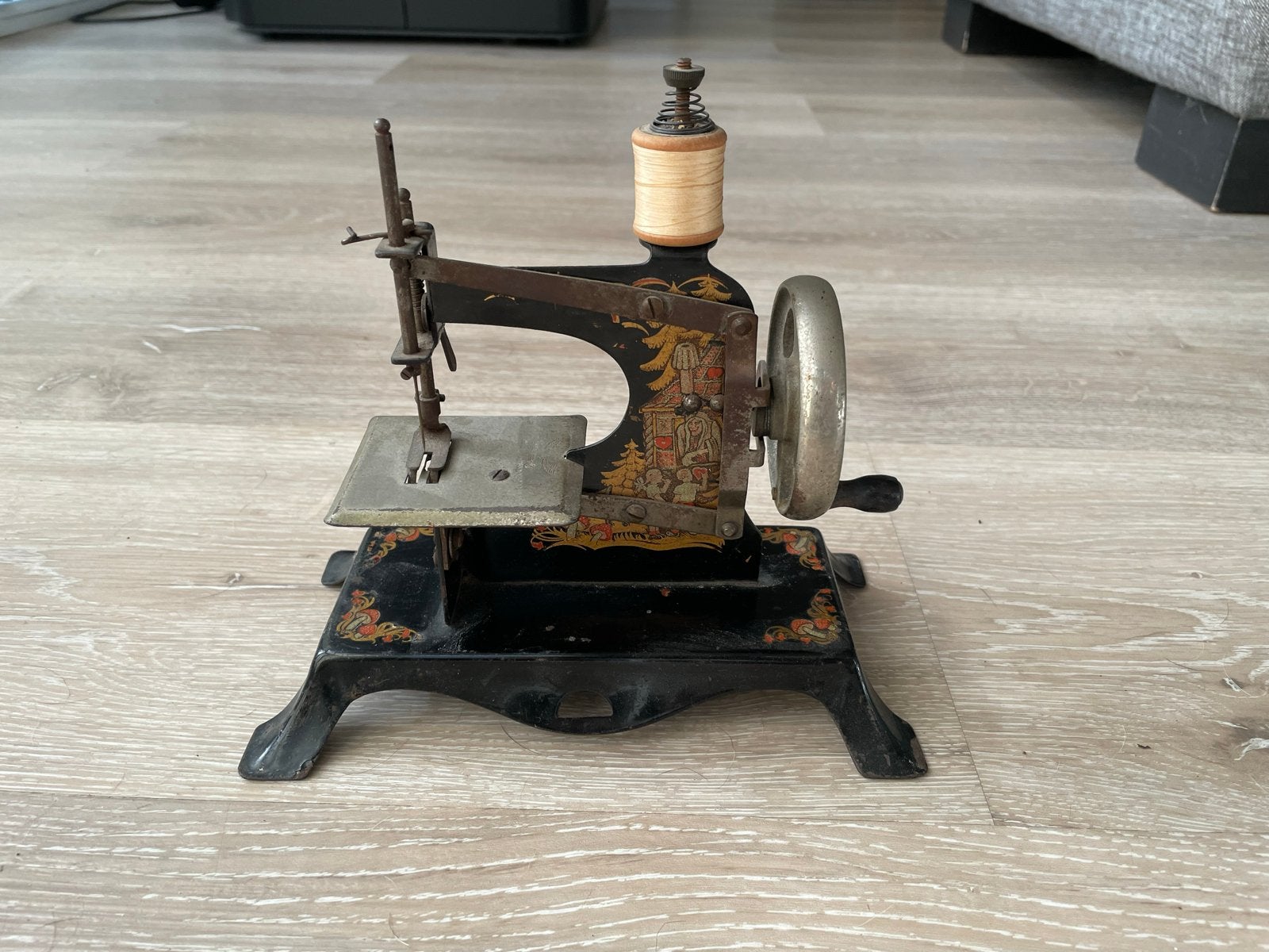 Antieke Casige Kinder Naaimachine Hans en Grietje, Antiek en Kunst, Ophalen of Verzenden