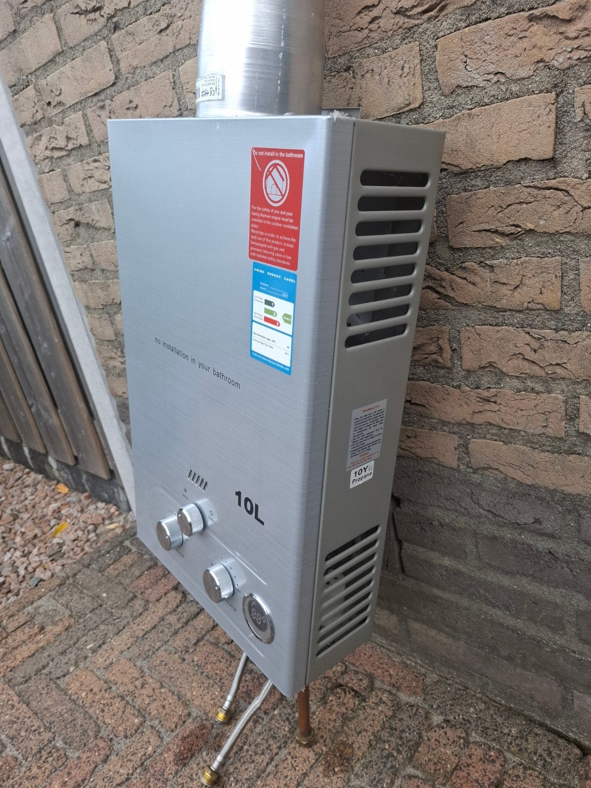 Bijna Nieuwe 10L Geiser - Direct Warm Water, Doe-het-zelf en Verbouw, Ophalen, Minder dan 3 jaar oud, Minder dan 20 liter, Propaan of Butaan