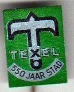 Speldje TEXEL 550 JAAR STAD (A8), Verzamelen, Ophalen of Verzenden, Gebruikt, Overige onderwerpen