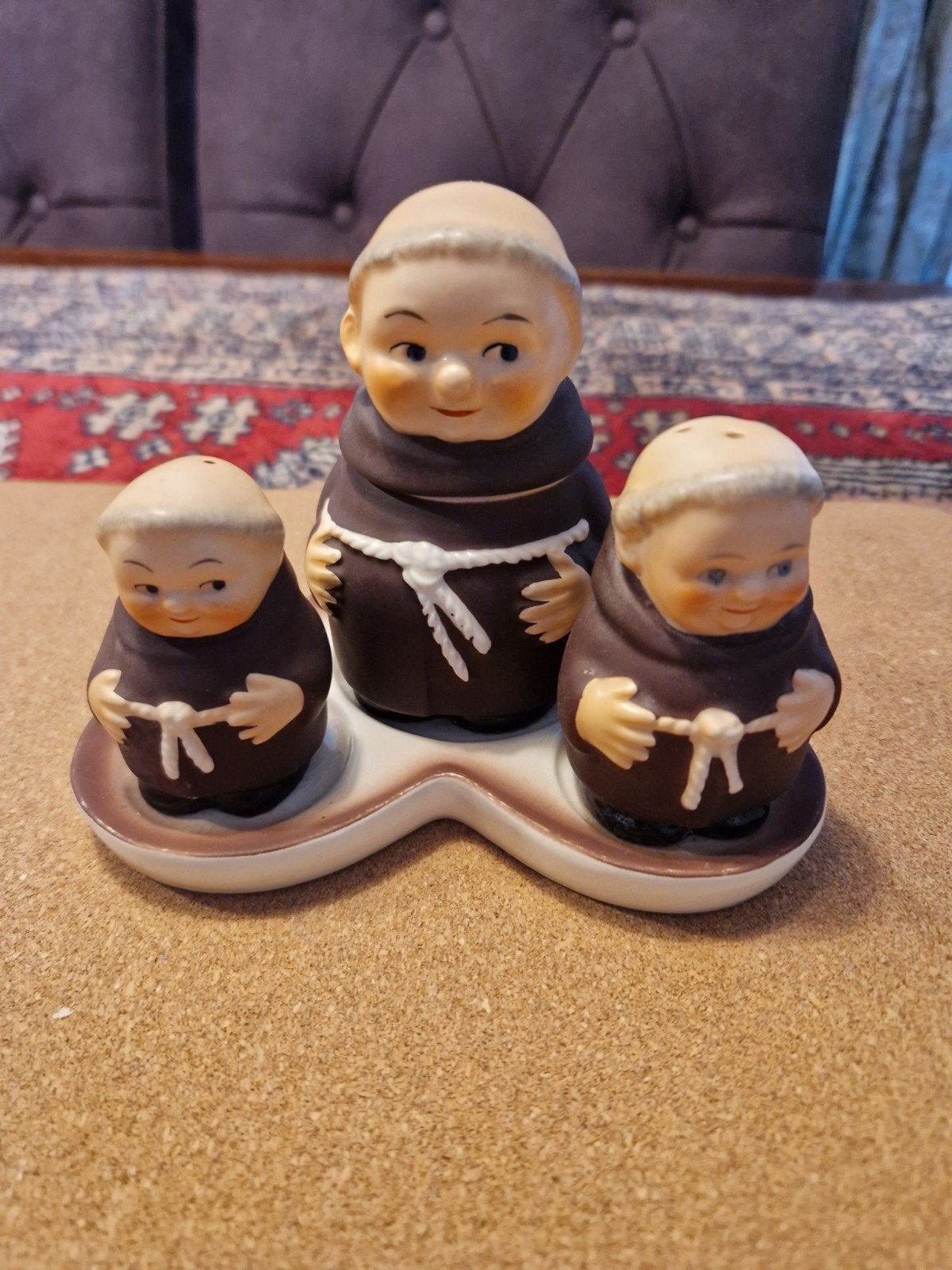 Vintage Goebel zout-peperstrooiers en mosterdpot en schaal, Ophalen of Verzenden, Zo goed als nieuw, Hummel