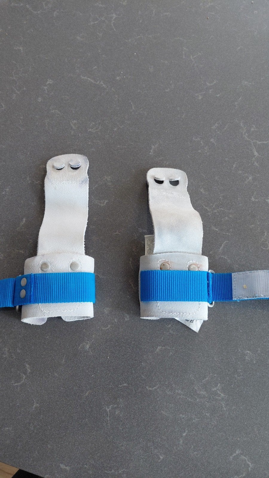 Turnleertjes - Gymnastiek Grips, Ophalen of Verzenden, Zo goed als nieuw