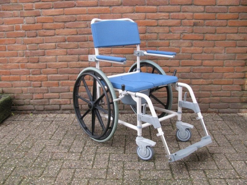 Drive douche postoel zitbreedte van 46cm zithoogte van 52 cm, Ophalen, Zo goed als nieuw