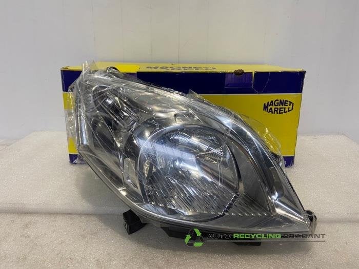 Koplamp rechts van een Peugeot Bipper, Gebruikt, -, -, Ophalen of Verzenden