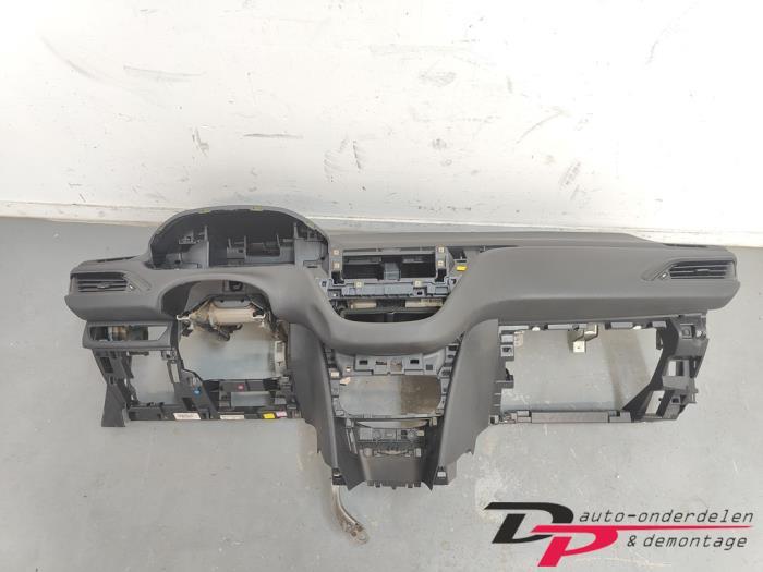 Dashboard van een Peugeot 208, Auto-onderdelen, Gebruikt, -, -, Ophalen of Verzenden