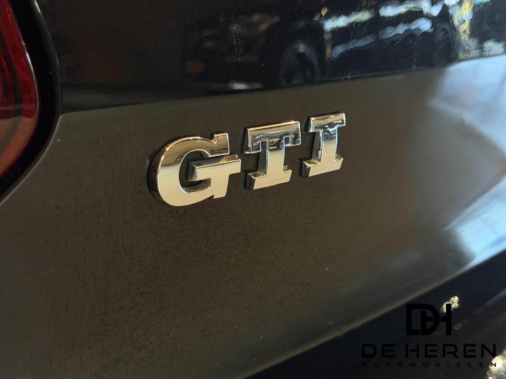 Volkswagen Polo 1.4 TSI GTI Sterrenhemel PANO Stoel verw, Euro 5, Zwart, 179 pk, Alcantara
