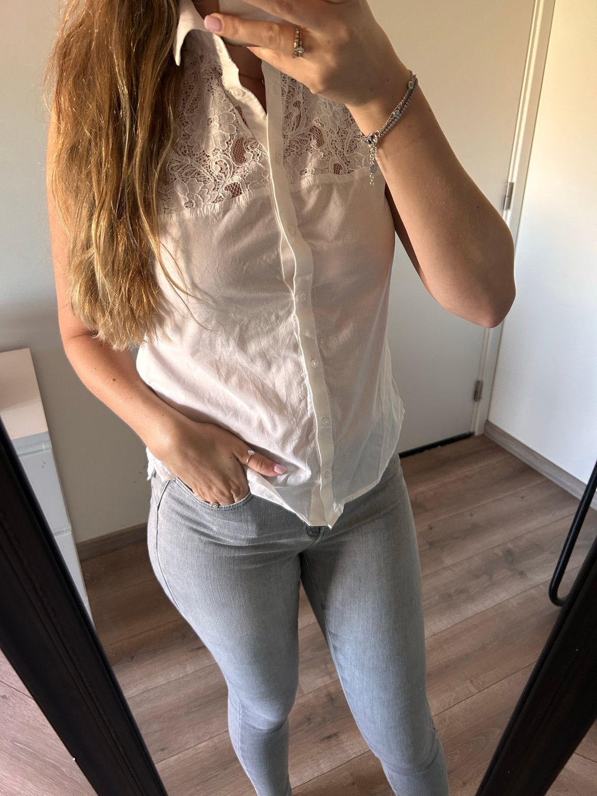 H&M Conscious Collection mouwloze blouse met kant, Ophalen of Verzenden, Zo goed als nieuw, Maat 36 (S), Wit