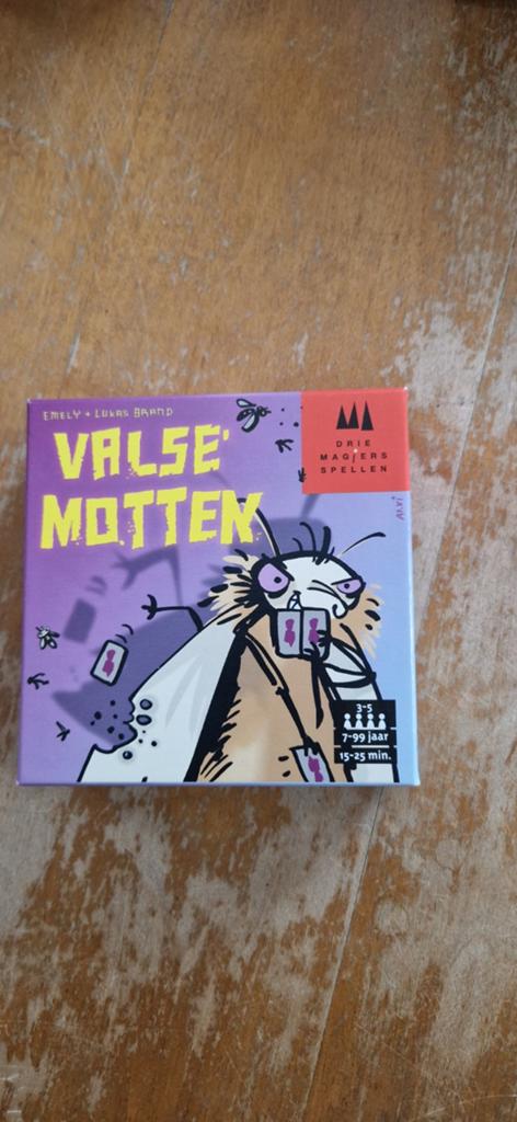 Valze Motten kaartspel - Leuk en snel familiespel, Hobby en Vrije tijd, Gezelschapsspellen | Kaartspellen, Vijf spelers of meer