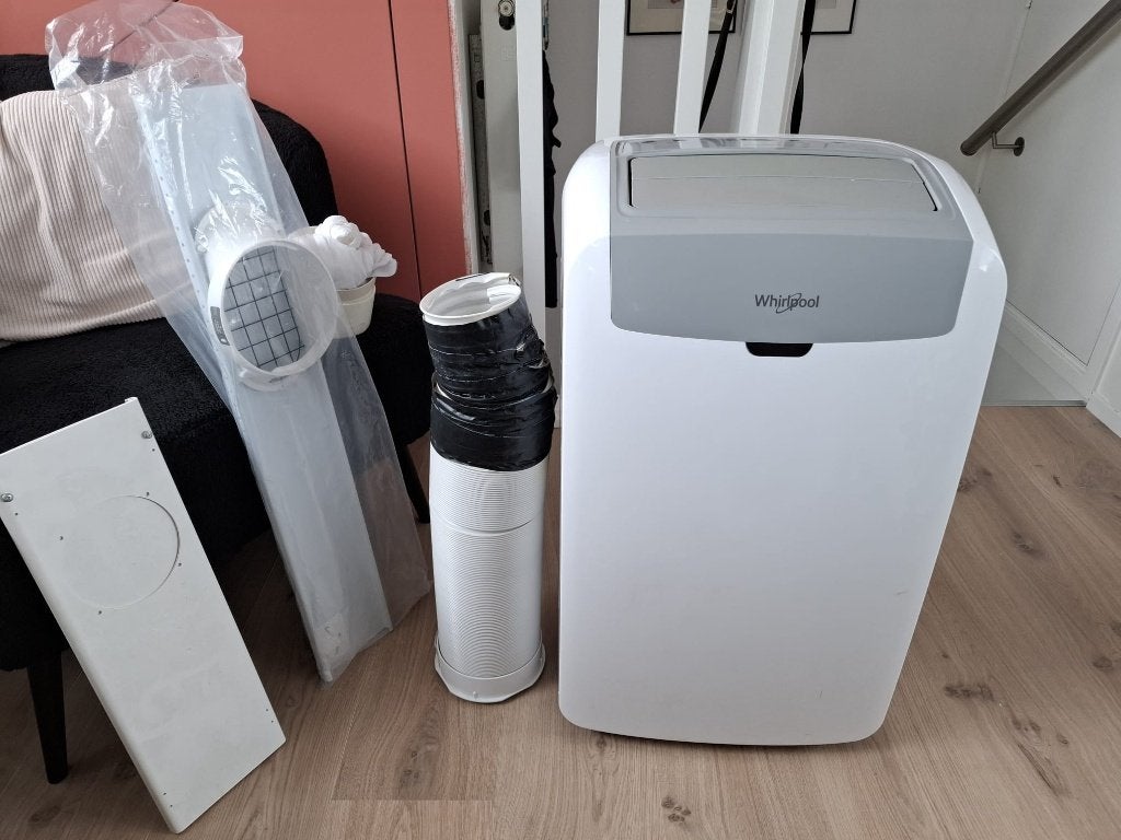 Whirlpool PACW212CO Mobiele Airco - Energieklasse A, Ophalen, Minder dan 60 m³, 3 snelheden of meer, Zo goed als nieuw