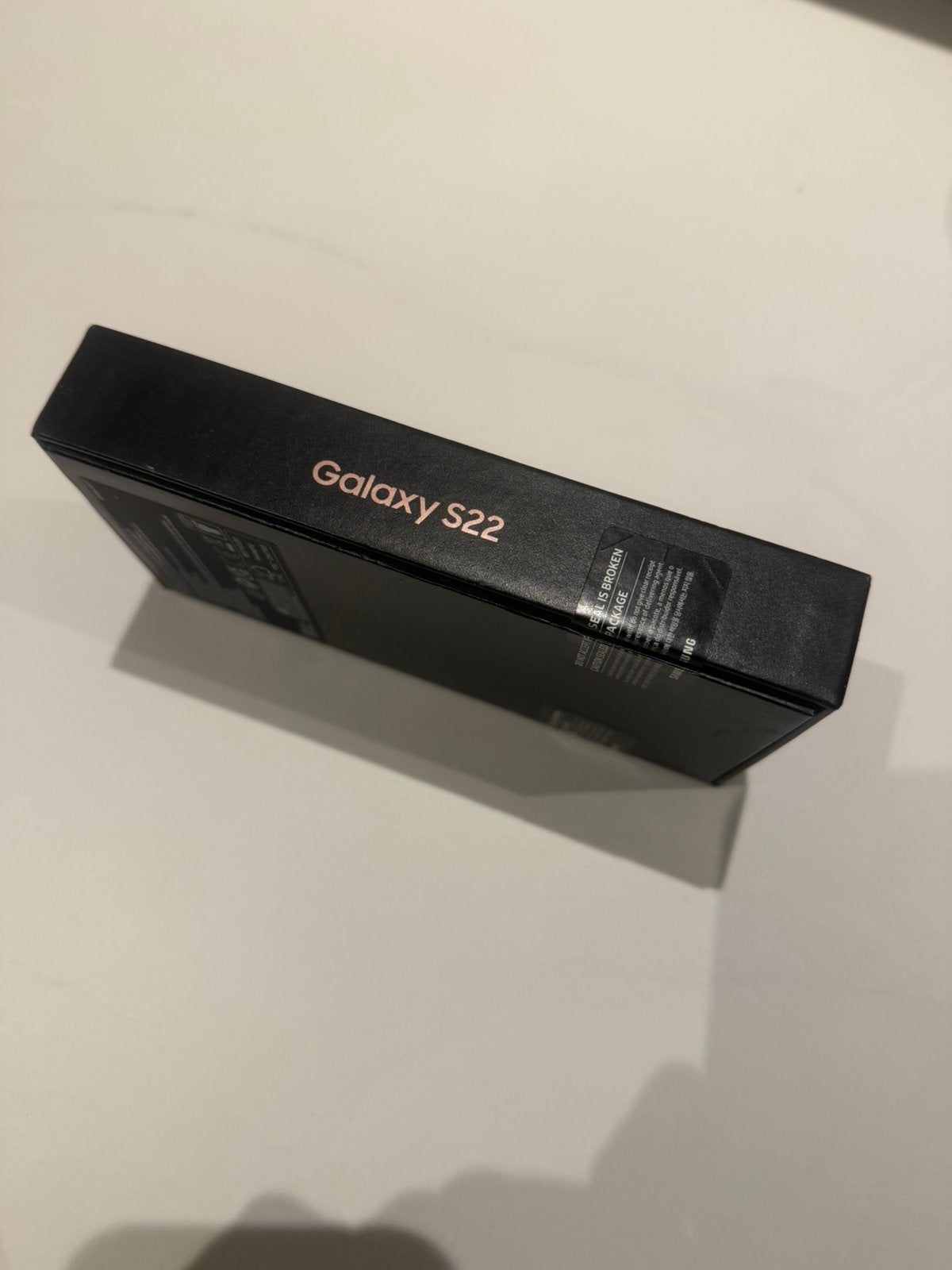Foto 4 van Samsung Galaxy S22 Roze 128GB in goede staat  met 5g.