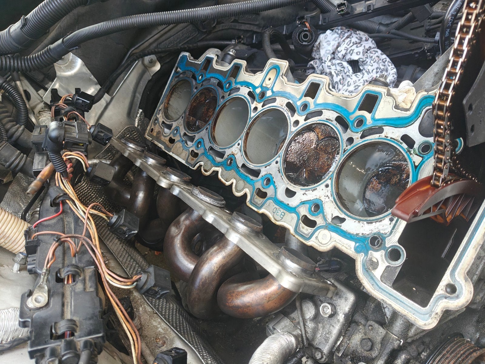 BMW 3-serie 330I E90 project (motor, interieur, exterieur), Auto-onderdelen, Motor en Toebehoren, Ophalen, Gebruikt, BMW