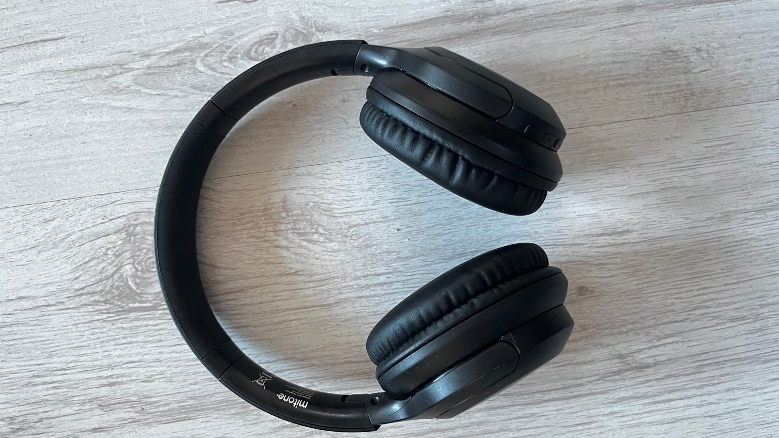 Koptelefoon Mitone zwart, Draadloos, Zo goed als nieuw, Zwart, Ophalen