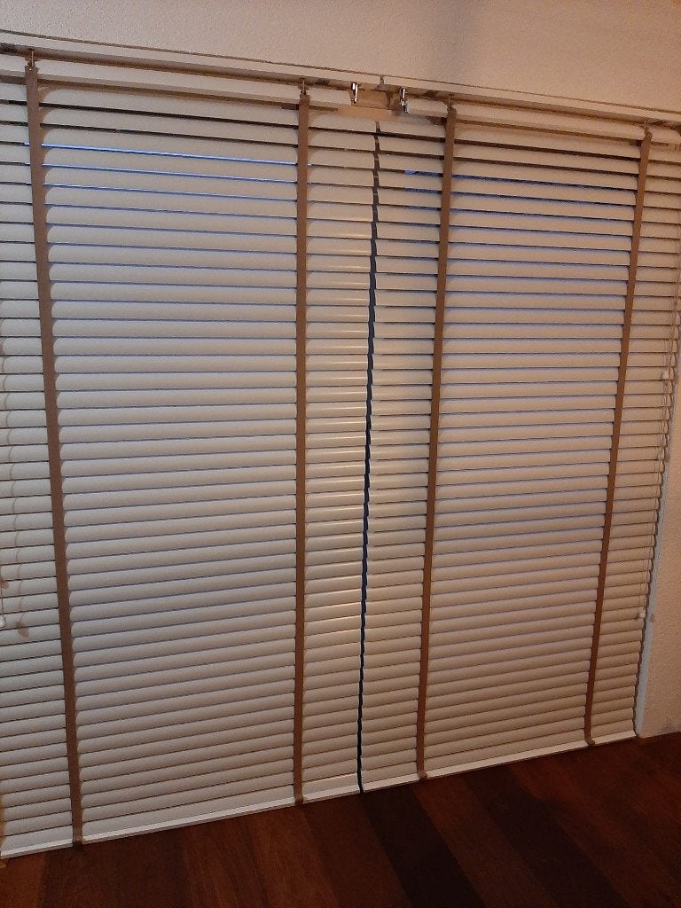 Brede Aluminium jaloezieën gebroken wit (2x), Huis en Inrichting, Ophalen, Gebruikt, Overige merken, Wit