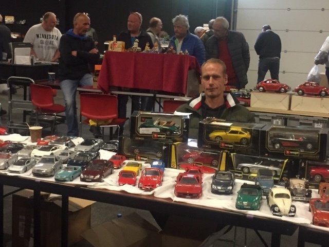 modelauto brede 1:18 verzameling, Hobby en Vrije tijd, Modelauto's | 1:18, Ophalen, Zo goed als nieuw, Auto, Overige merken