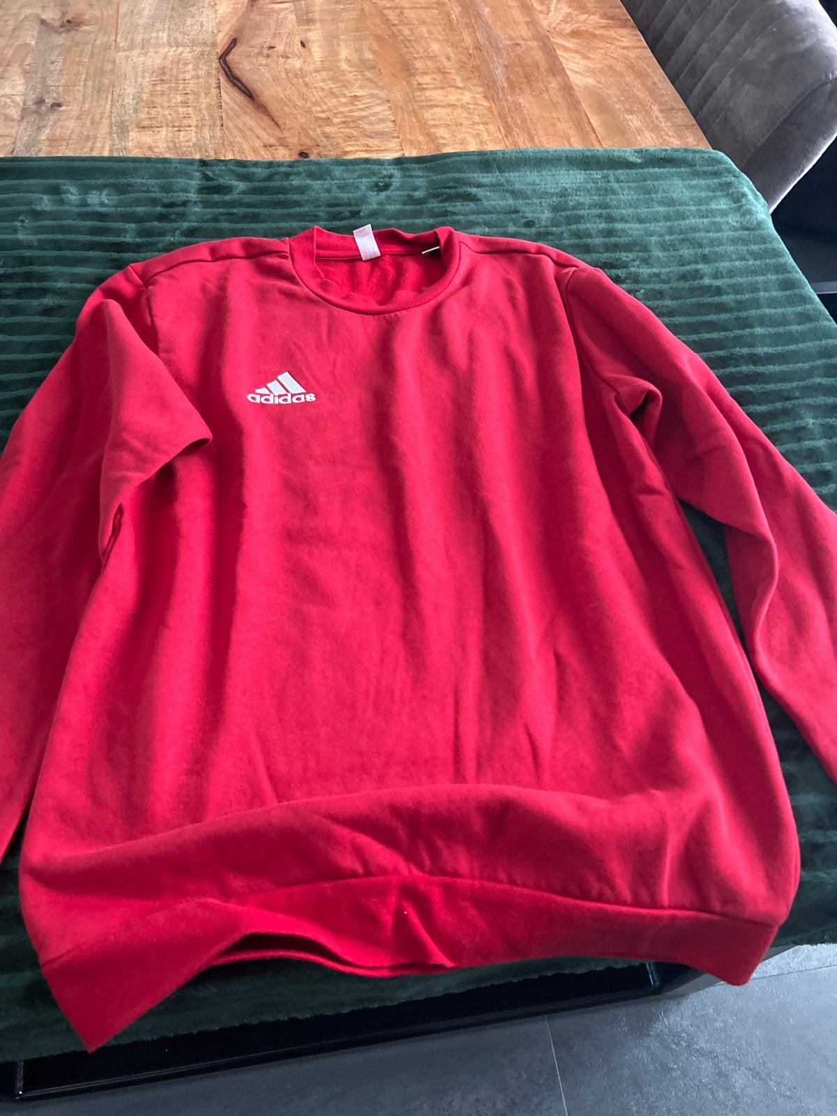 Adidas rode sweater - Maat XS, Ophalen, Zo goed als nieuw, Maat 46 (S) of kleiner, Rood