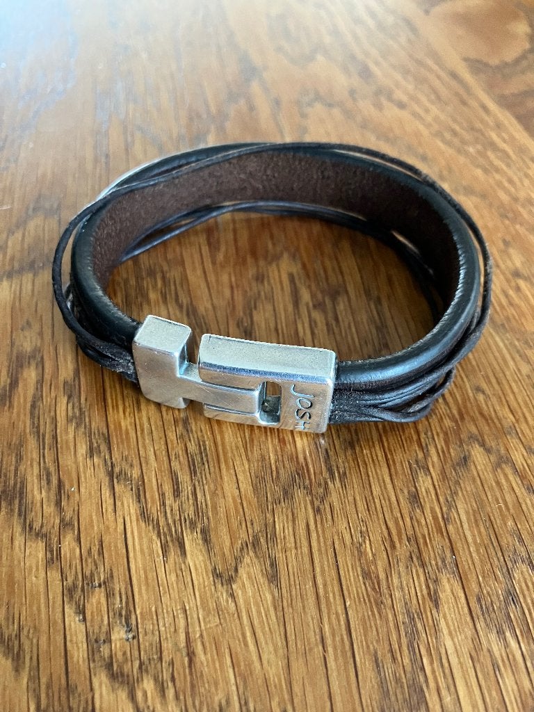 Originele Josh armband, Ophalen of Verzenden, Zo goed als nieuw, Bruin, Leer