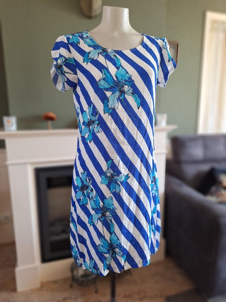 Rinascimento heerlijk zomers blauw wit jurkje L, Knielengte, Gedragen, Verzenden, Blauw