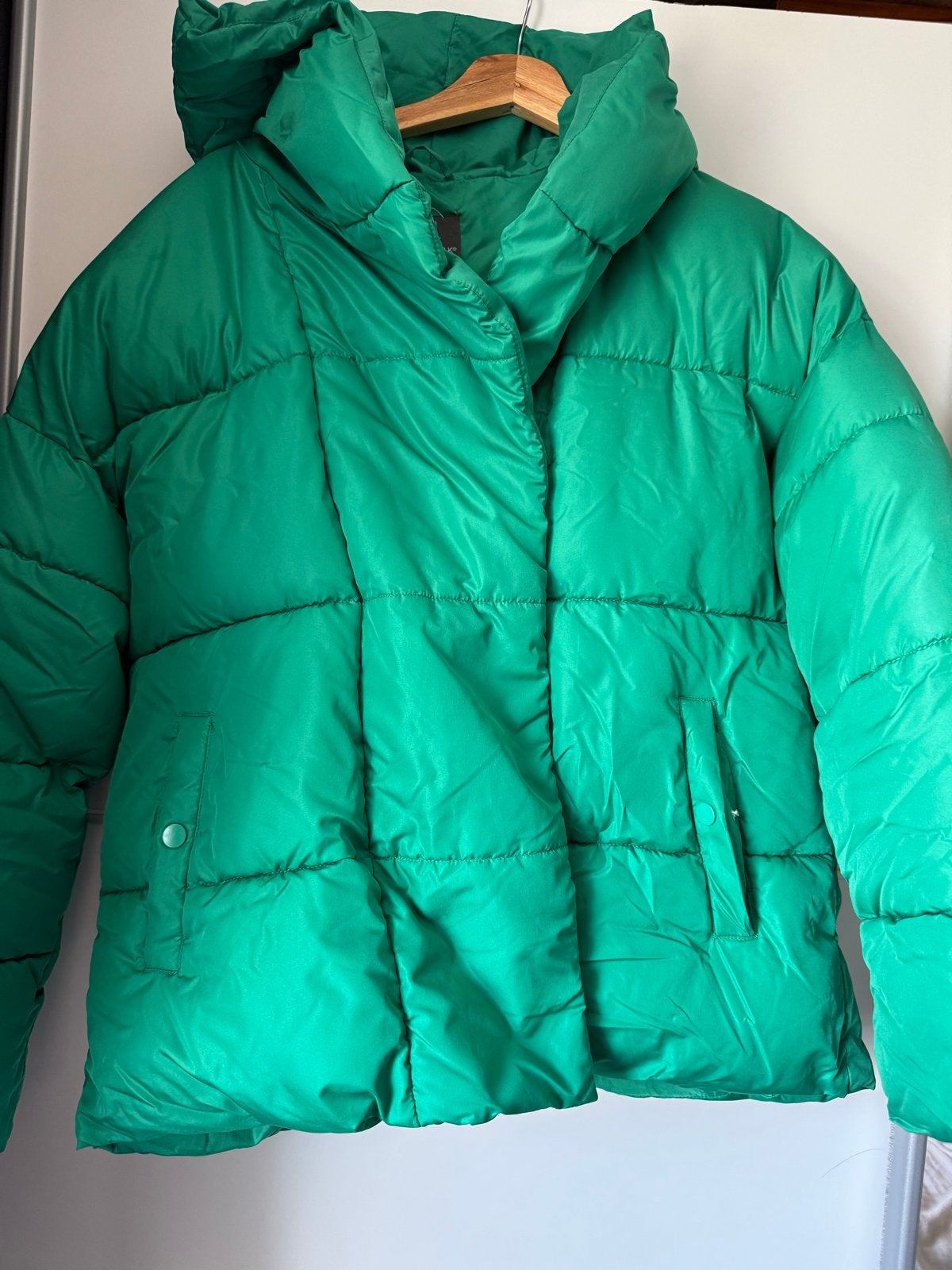 Primark groene jas, Ophalen of Verzenden, Gedragen, Maat 42/44 (L), Groen