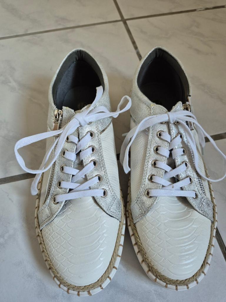 DAMES LA STRADA MAAT 40, Ophalen, Wit, Nieuw, Sneakers of Gympen