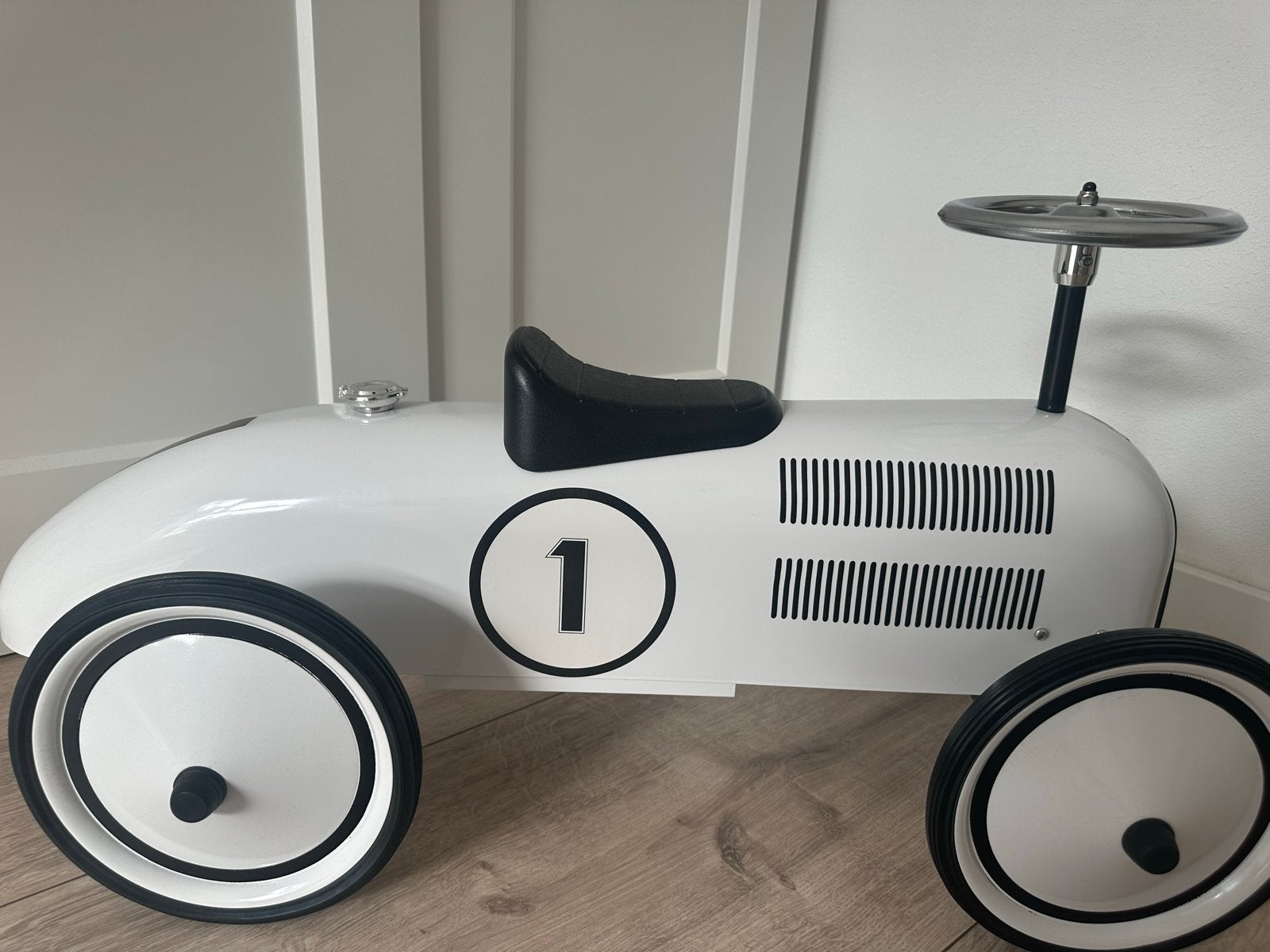 Retro Roller loopauto - Wit met nummer 1, Ophalen, Zo goed als nieuw, Loopvoertuig
