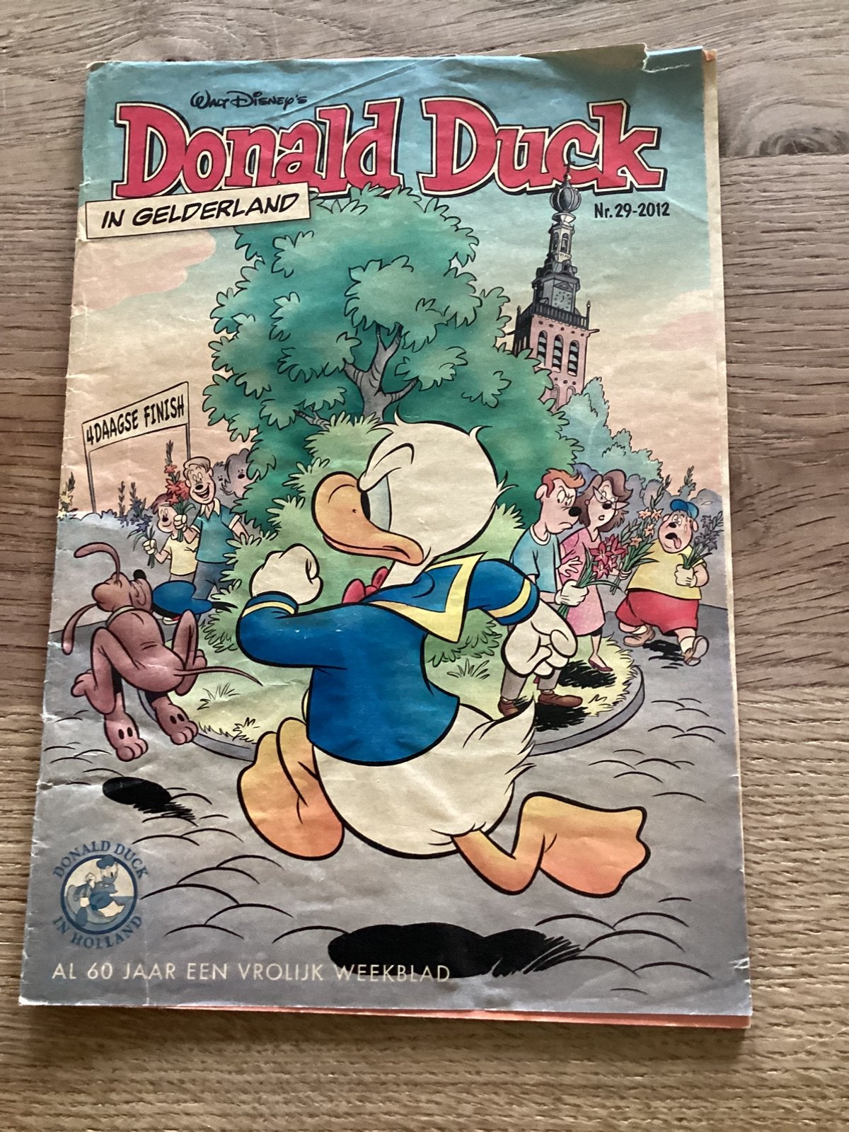 Donald Duck in Gelderland, Boeken, Eén stripboek, Verzenden, Gelezen
