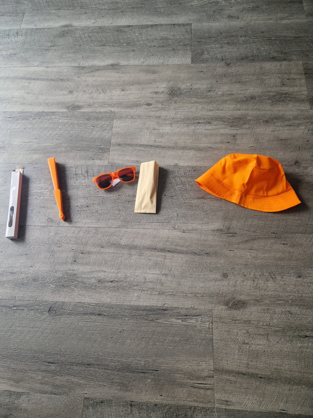 Vissershoedjes, waaiers en brillen oranje, Ophalen of Verzenden, Nieuw, Overige typen, Oranje of Koningsdag