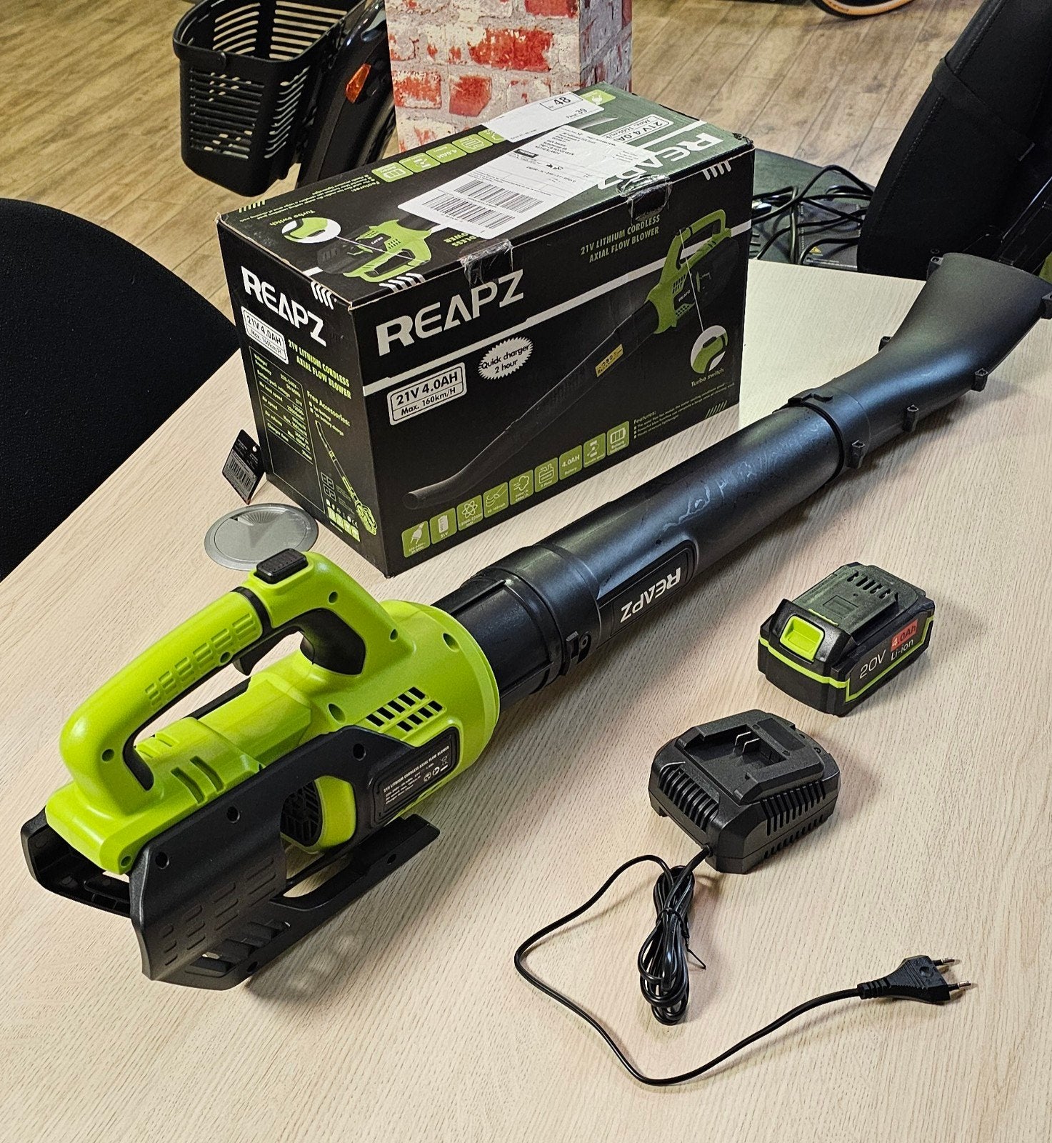 Zeer krachtige REAPZ bladblazer met accu en lader, Tuin en Terras, Nieuw, REAPZ, Ophalen of Verzenden, Accu