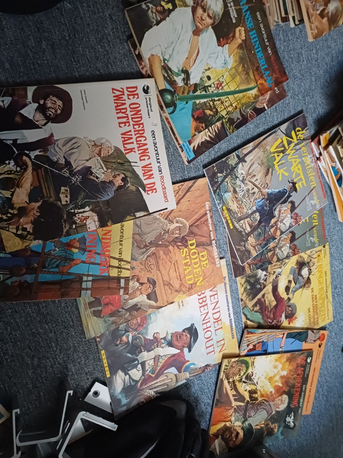 34 Roodbaard stripboeken - Veel dubbelen, Meerdere stripboeken, Ophalen of Verzenden, Gelezen