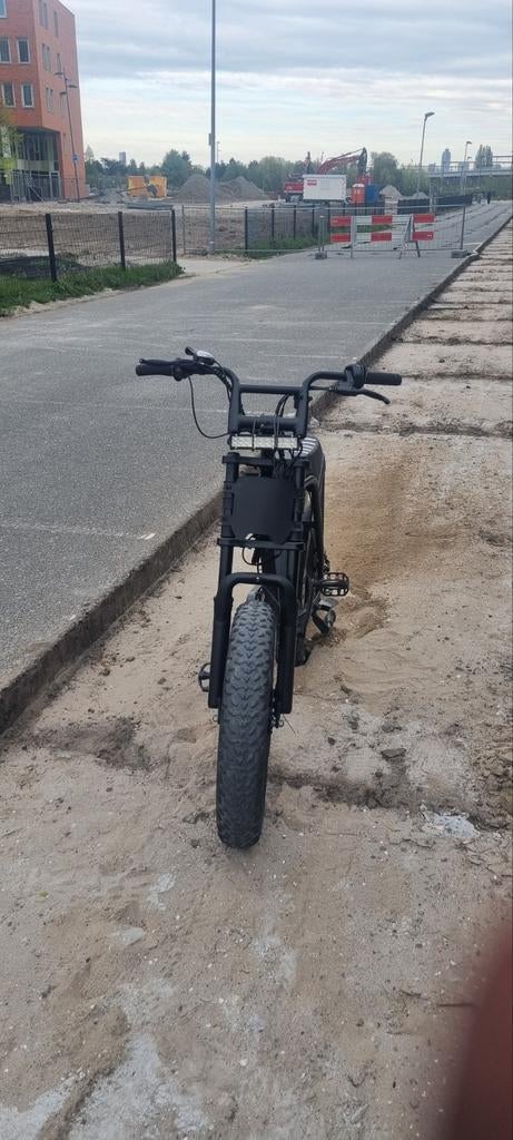 Fat bike v8 (liever traden voor kukirin), 24 inch of meer, Staal, Ophalen of Verzenden, Zo goed als nieuw