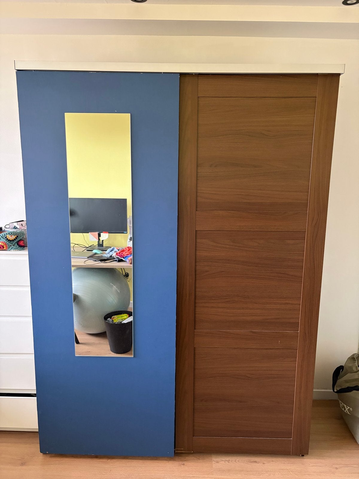 IKEA PAX kast met schuifdeuren en spiegel, Gebruikt, 100 tot 150 cm, 200 cm of meer, Overige houtsoorten