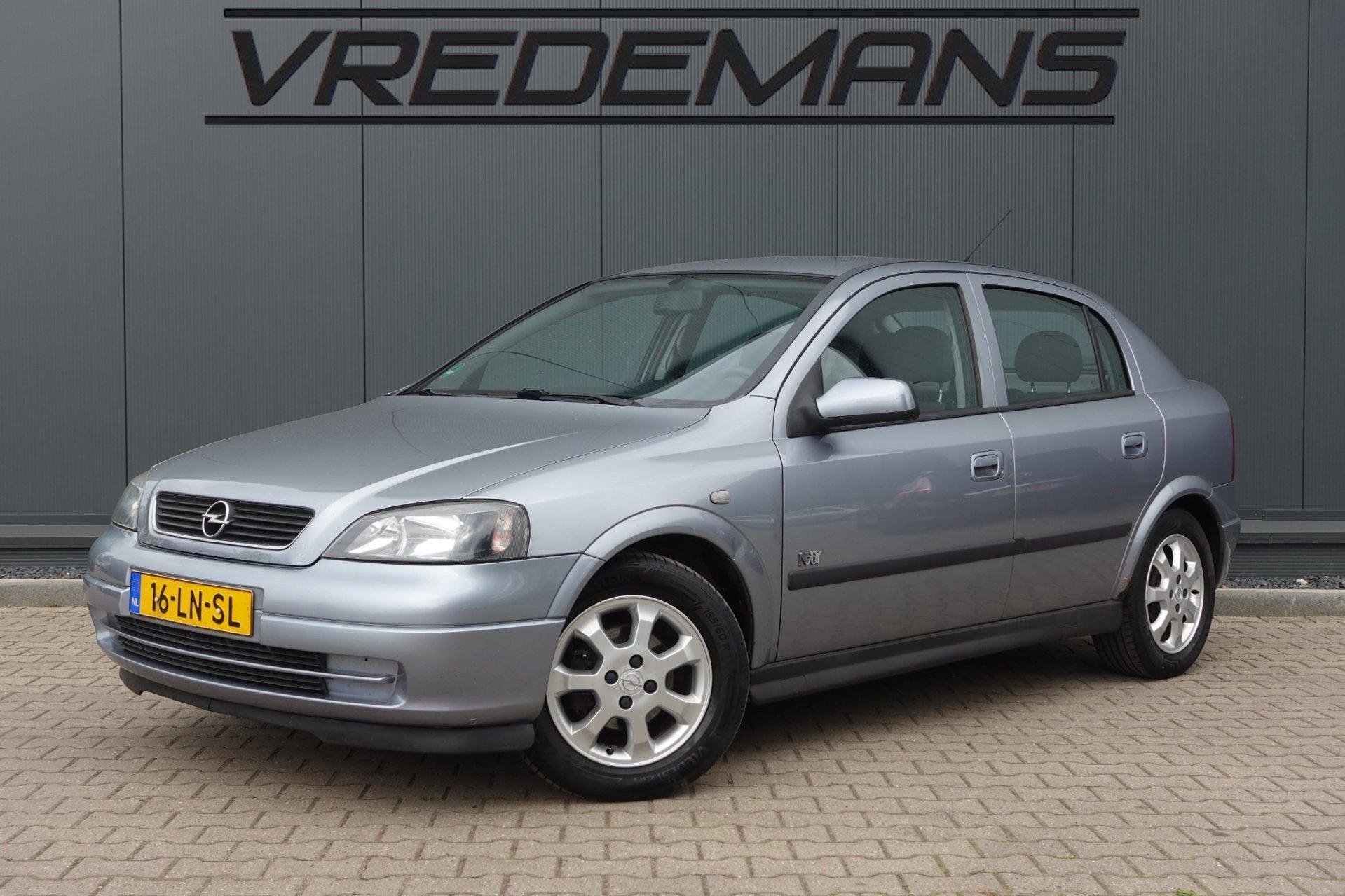 Opel Astra 1.6 8V Njoy AIRCO, Auto's, Opel, Voorwielaandrijving, Stof, Gebruikt, 4 cilinders
