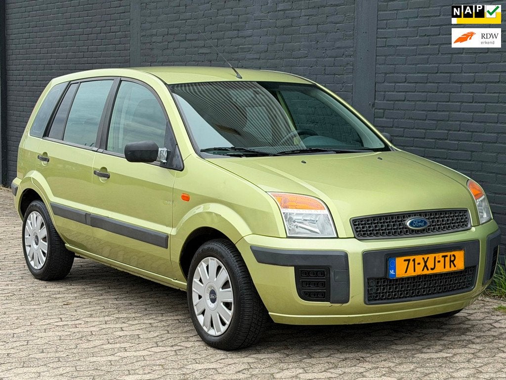 Ford Fusion 1.4-16V Champion NIEUW APK AIRCO BOEKJES, Auto's, Ford, Voorwielaandrijving, Gebruikt, Origineel Nederlands, Bedrijf