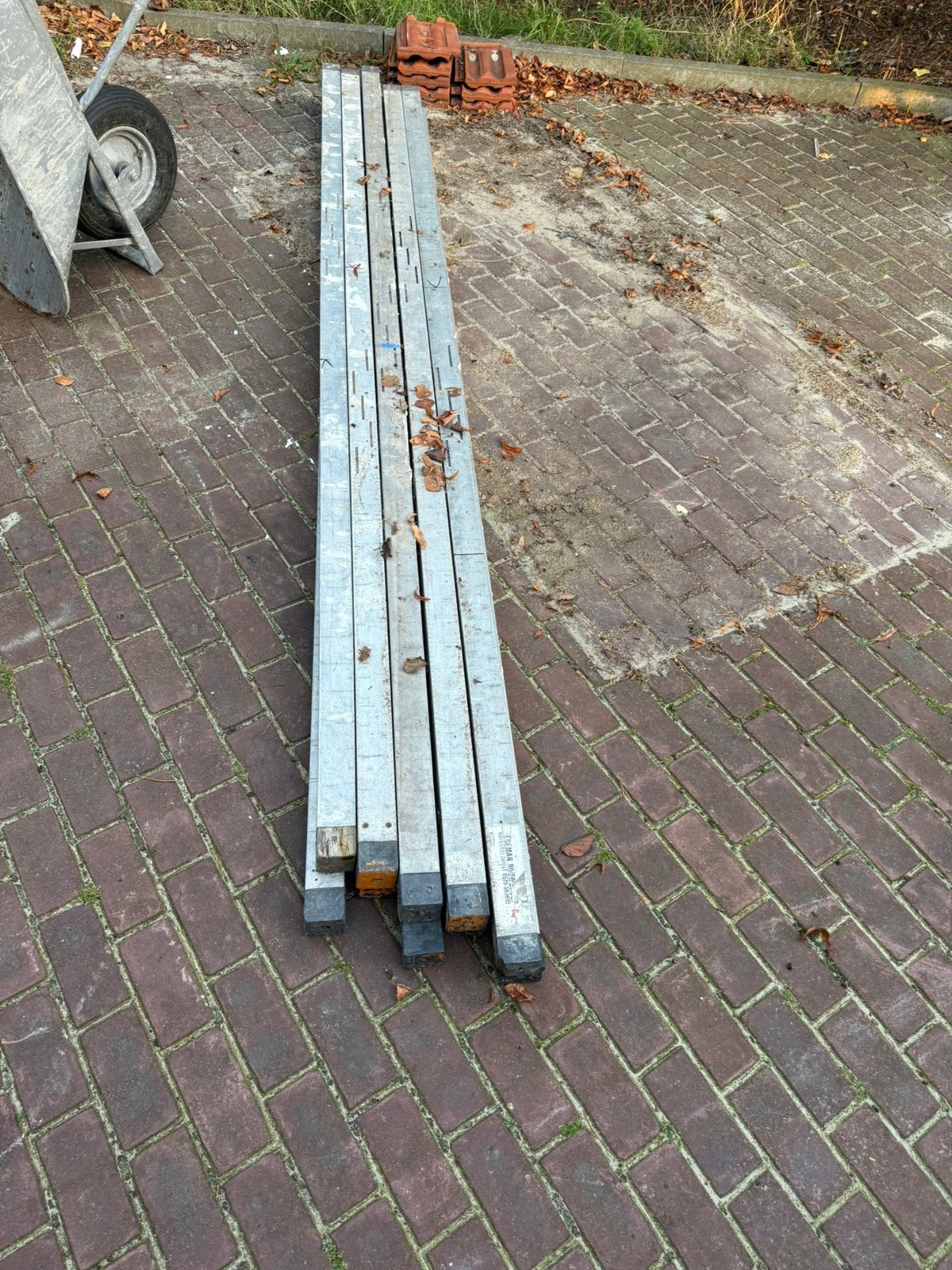 Metselprofielen aluminium 315 cm lang, Ophalen, Gebruikt, Aluminium
