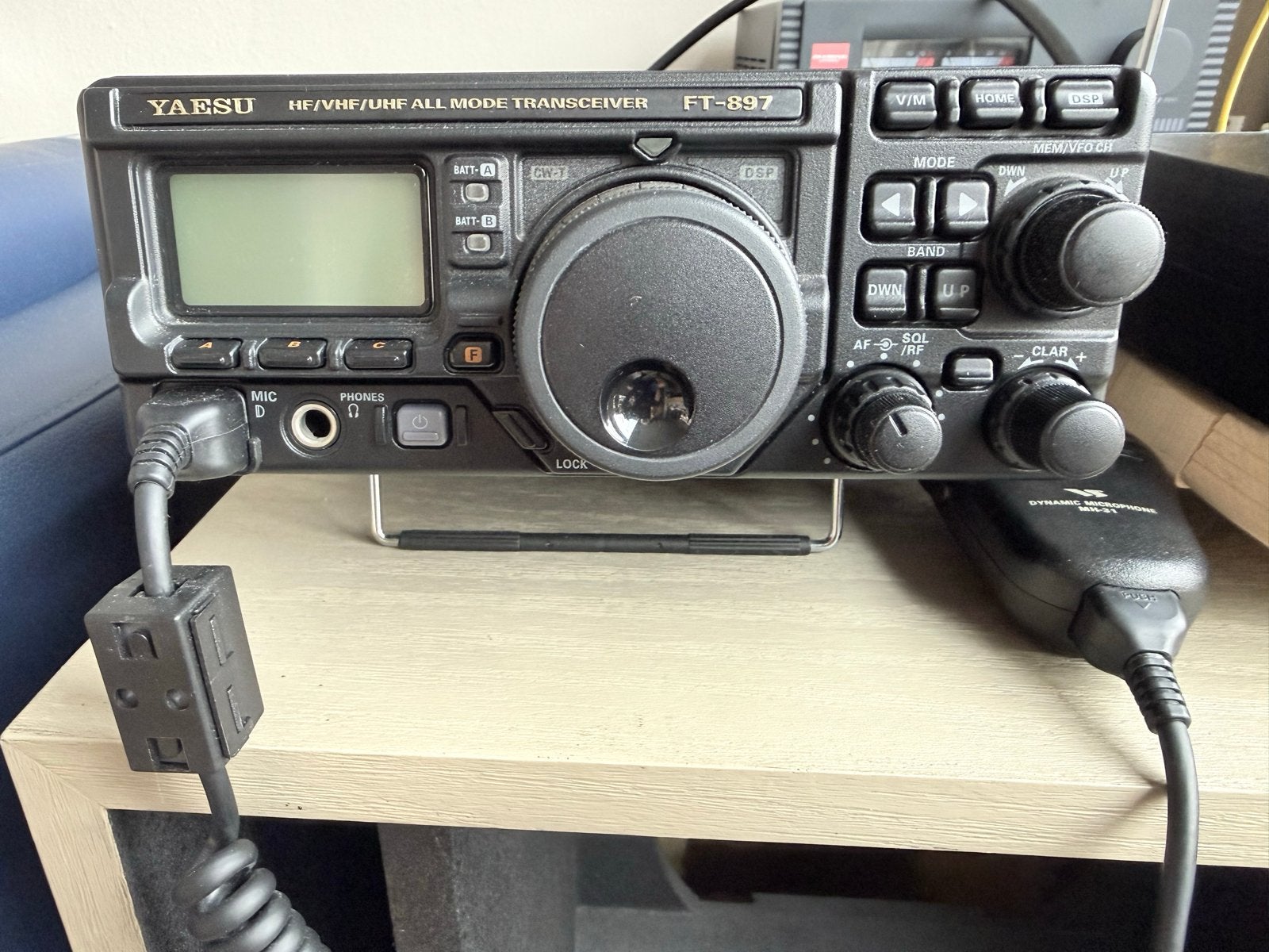 Yaesu FT-897 HF/VHF/UHF All Mode Transceiver, Telecommunicatie, Zenders en Ontvangers, Ophalen of Verzenden, Zo goed als nieuw