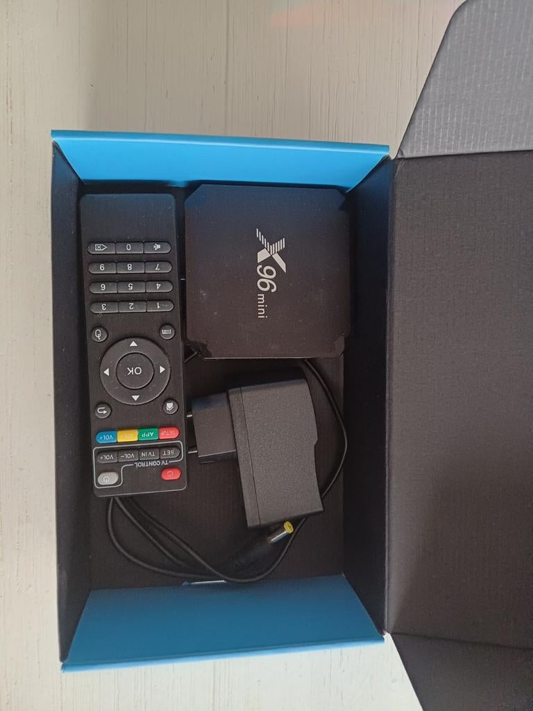 X96 mini Android TV Box met afstandsbediening, Ophalen of Verzenden, Gebruikt, USB 2, Zonder harde schijf