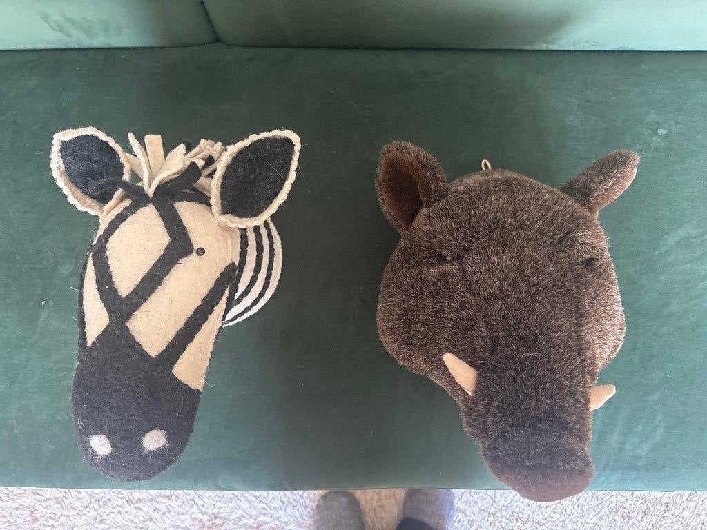Wanddecoratie: Zebra en Wild Zwijn (pluche), Ophalen, Overige merken, Zo goed als nieuw, Wanddecoratie