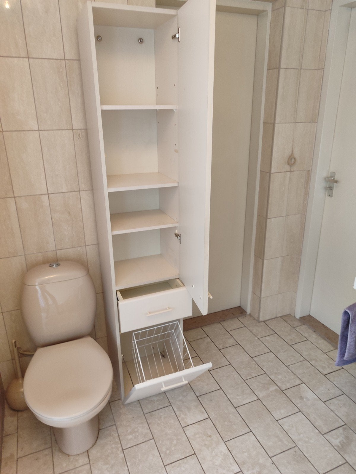 Foto 3 van badkamer wandkast