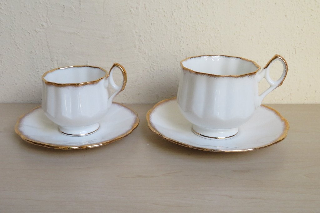 2 koffiekopjes Elisabethan fine bone China by Taylor & Kent, Verzamelen, Porselein, Kristal en Bestek, Ophalen of Verzenden, Zo goed als nieuw