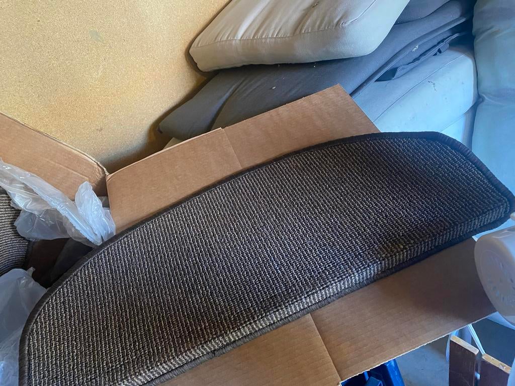Halve maantjes voor de trap, bruin, 14 stuks, Ophalen, Minder dan 50 cm, Bruin, Nieuw