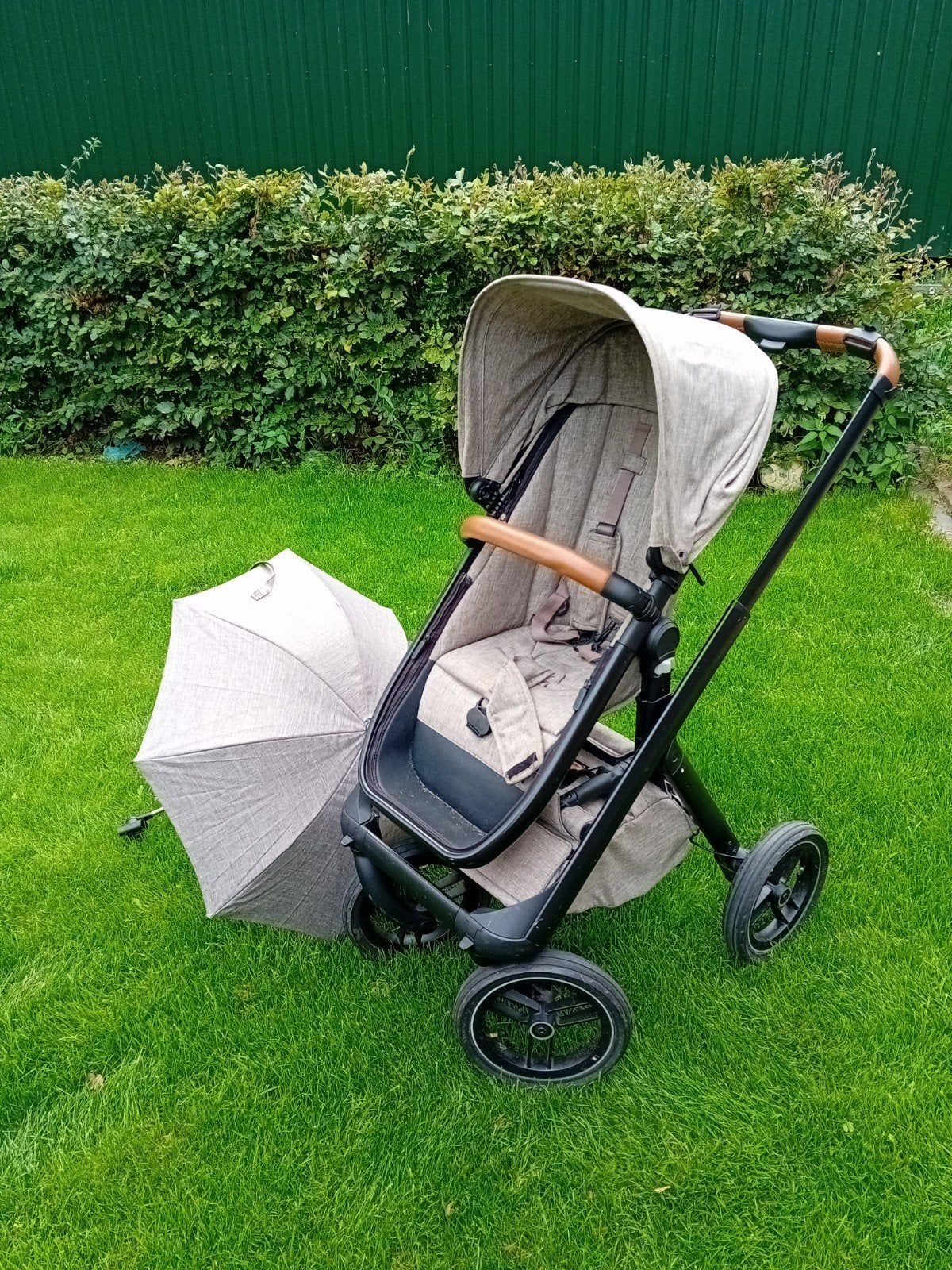 Dubatti kinderwagen met parasol en voetenzak, Gebruikt, Ophalen of Verzenden, Met autostoeltje, Kinderwagen